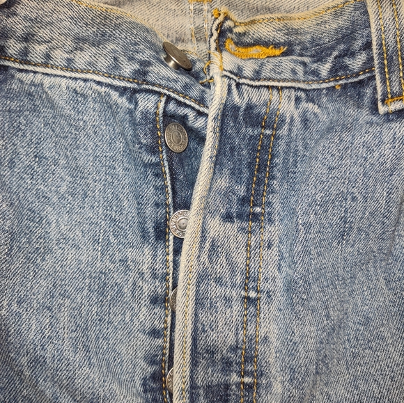 Levi's 501 Jeans - Picture 5 of 15